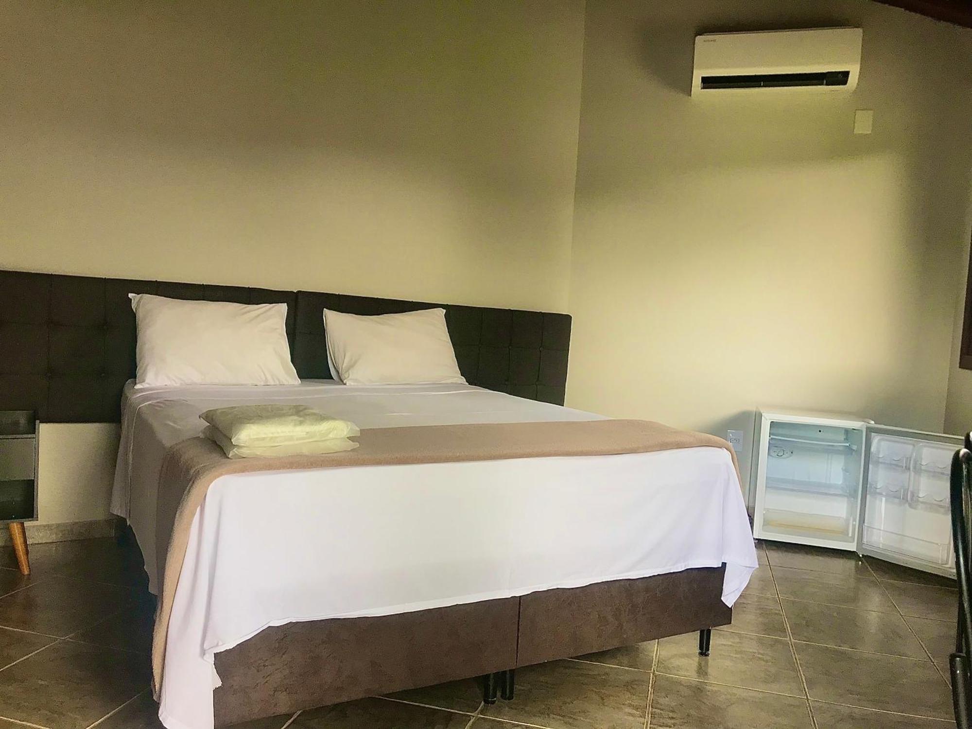 Pousada E Camping Recanto Da Praia Capitólio Екстериор снимка